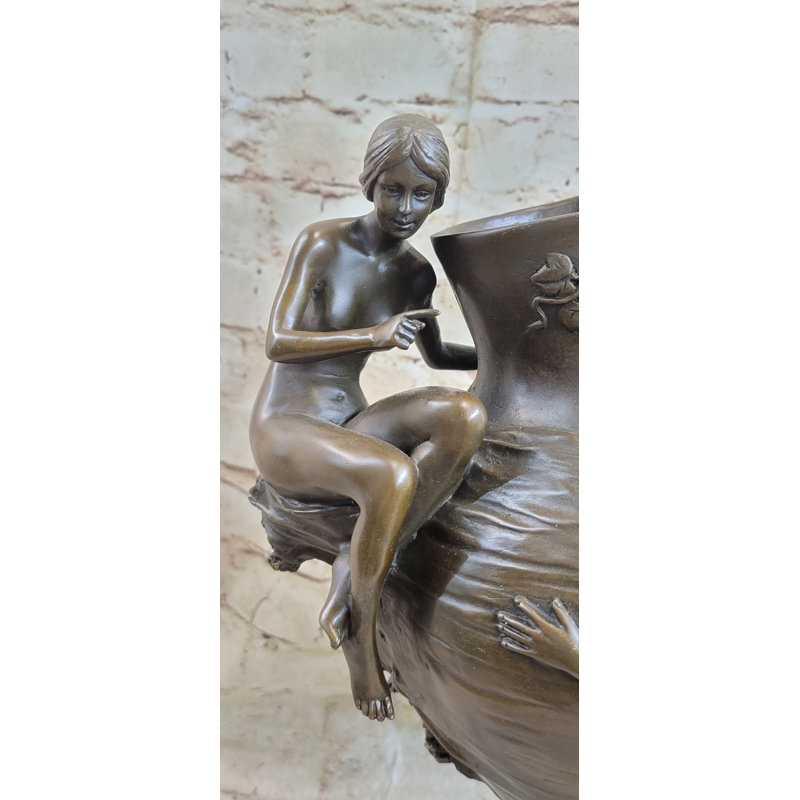 Figurines et sculptures zakele