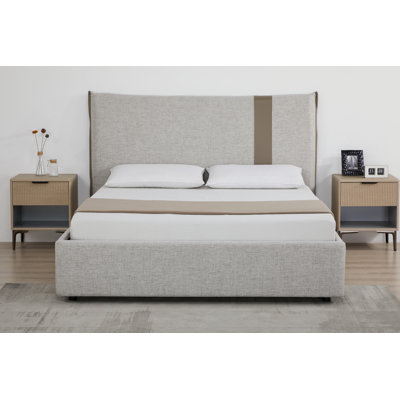 Koda Low-Profile Gray Fabric Upholstered Headboard Platform Bed with Solid Wood Frame