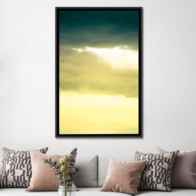 «Cloud Formations VII», impression sur toile, H 26 po x l 18 po x P 1,5 po, Toile avec cadre noir, Pas de tapis