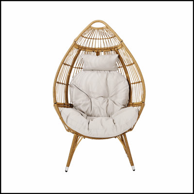 Chaise d'extérieur en osier Serina Teardrop avec structure durable et coussins confortables résistants à l'eau pour la détente