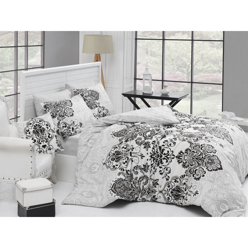Havener Cotton No Pattern Duvet Cover Set with Pillowcases, Black