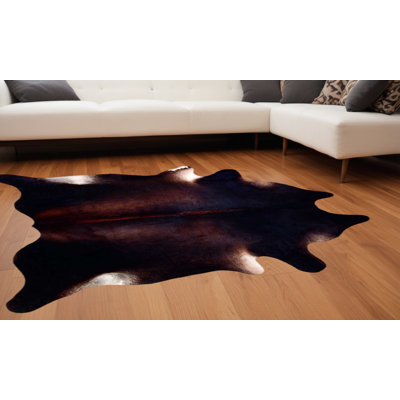 Tapis 5 pi x 7 pi en cuir de vache noir et brun foncé