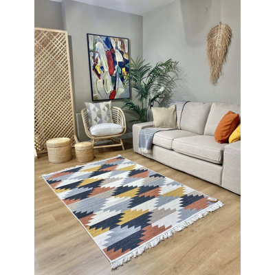 Laurencia Indoor / Outdoor Rug