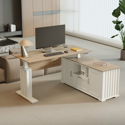 Bureau de direction électrique en L Ashantey avec pieds romains cannelés, panneau d'intimité et fil métallique