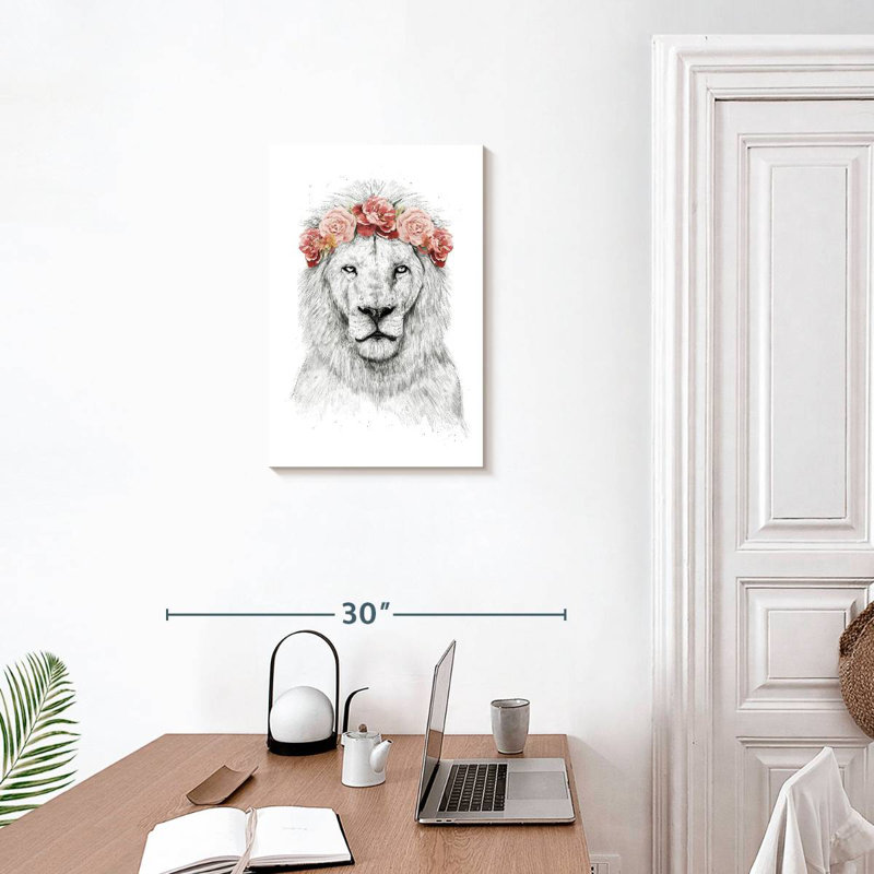 Brampt Festival Lion, 24" H x 16" W