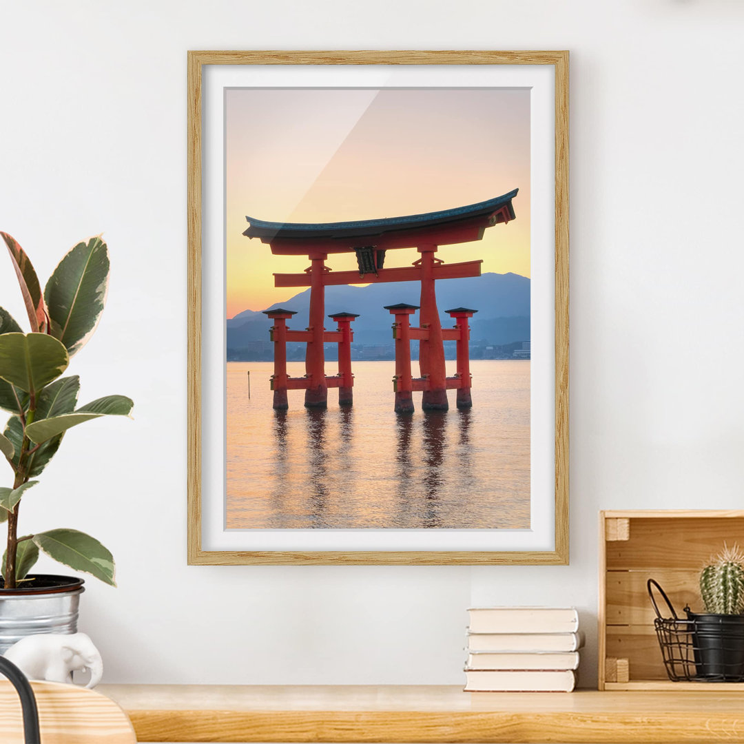 Gerahmtes Poster Itsukushima Schwimmendes Torii-Tor