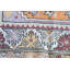 Tapis traditionnel turc avec un motif complexe tissé à la main dans des tons rouge vif et terreux pour une décoration intérieure élégante