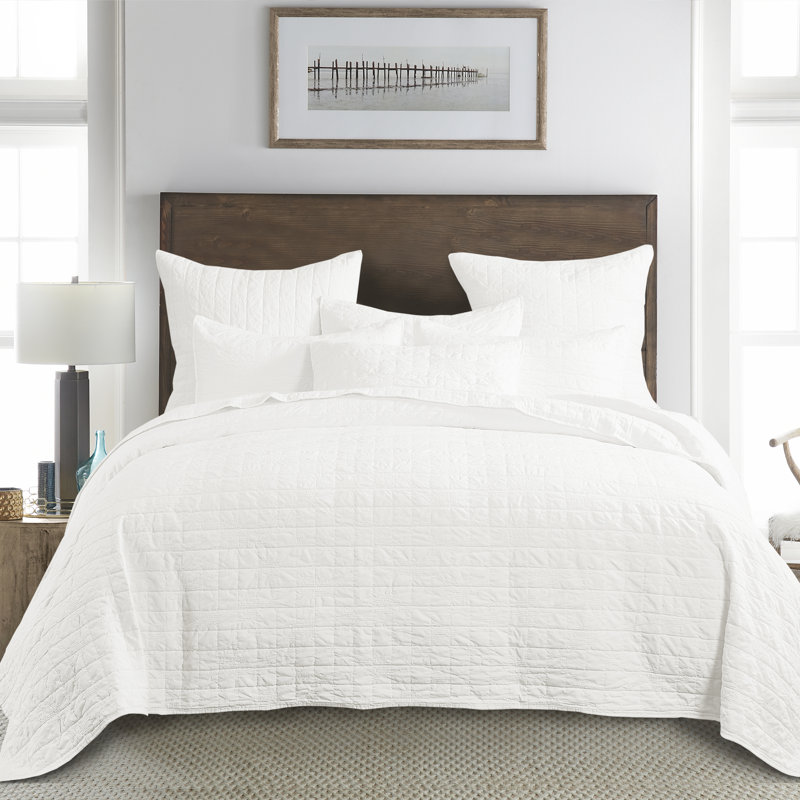 Bowie White Bedspread King Set