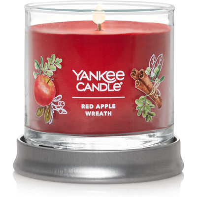 Candle Red Apple Wreath Scented, Signature 4.3Oz Small Tumbler Single Wick Candle, Over 20 Hours Of Burn Time, Christmas | Holiday Candle -  Everly Quinn, 5FAC5FDE449D459DAAD51DCE0E88A75E