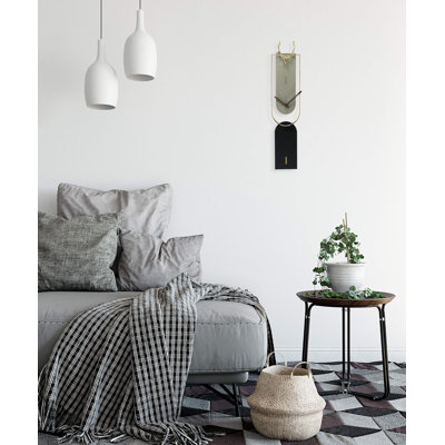 THE UPSIDE DOWN 18cm Silent Wall Clock