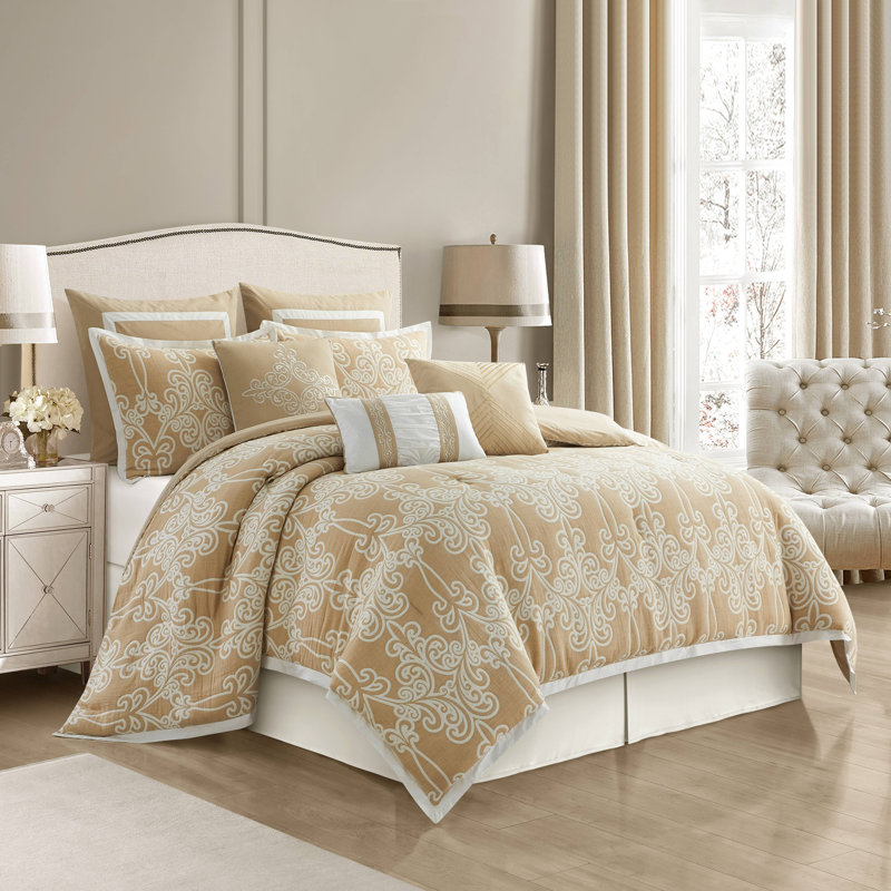 Djazira 9 Piece Cotton Blend Damask Comforter Set, King Comforter + 8 Additional Pieces 