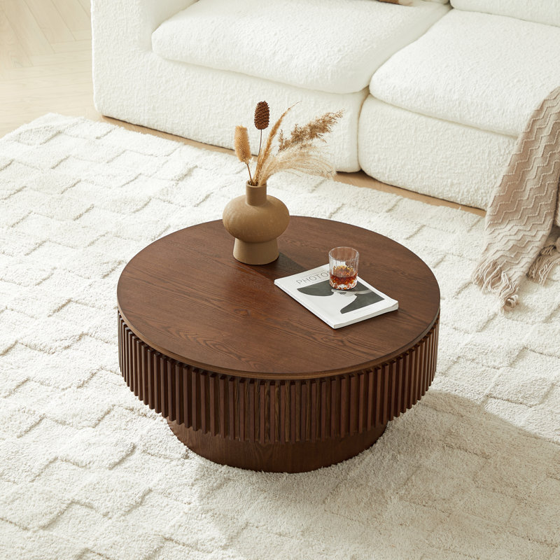 Table basse 31,5 "en noyer cannelé avec rangement pour petits espaces, Noyer