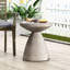 Table d'appoint d'extérieur en béton léger - élégante et pratique pour les jardins