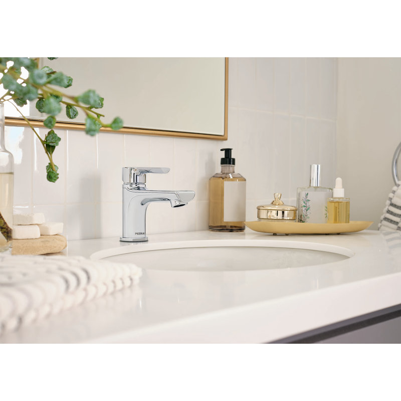 Single-handle Bathroom Faucet with Drain Assembly, Chrome