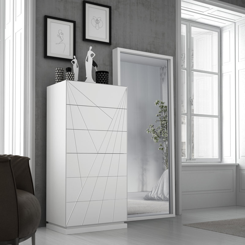 Suntia Piece Bedroom Set, Queen