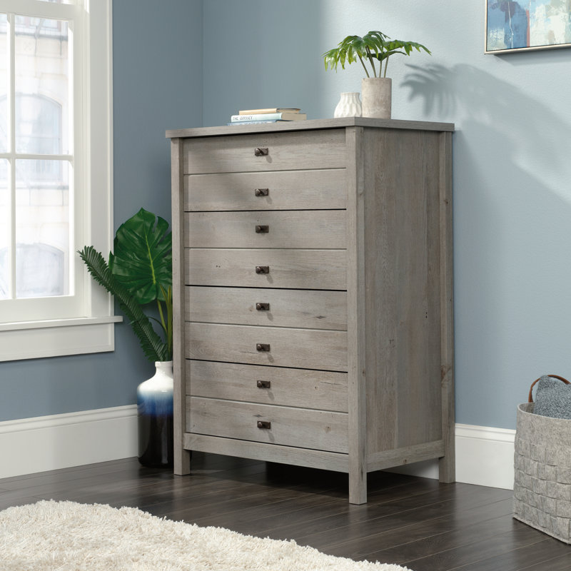 Mukilteo 32.44'' W 4 - Drawer Dresser, Mystic Oak