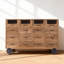 Buffet en noyer massif de style Mid-Century