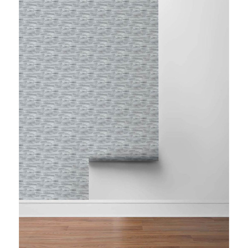 Rouleau de papier peint autocollant à carreaux en métal brossé 18 'X 20,5 "Arnulfo, Argent