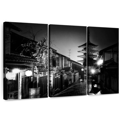 Sebbie Yasaka Pagoda Kyoto