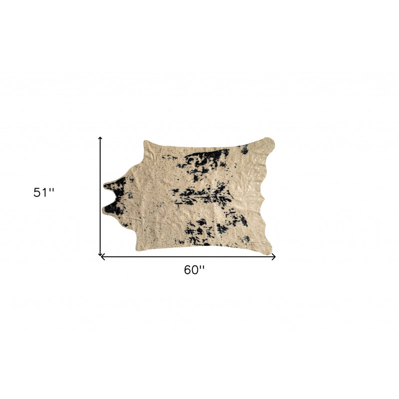 Tapis lavable à imprimé animal noir et blanc cassé 4 pi x 5 pi