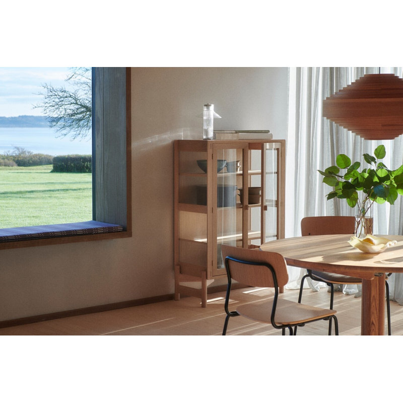 Boderne Display Stand