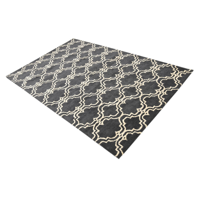 Tapis noir 5 x 8 Pineland