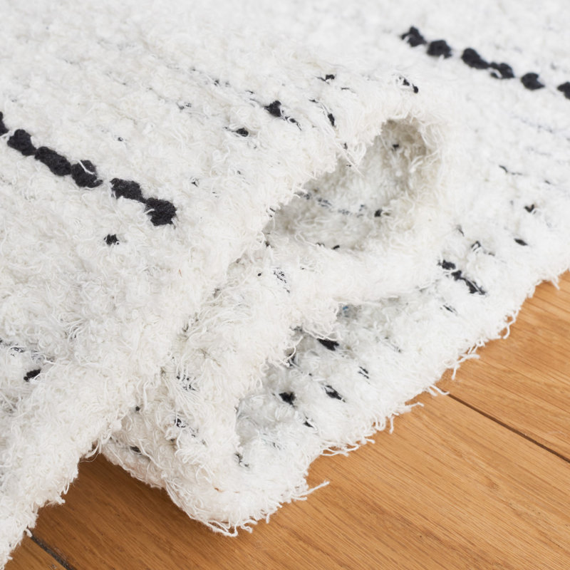 Anahlia Hand Woven Cotton Geometric Rug, Rectangle 4' x 6'