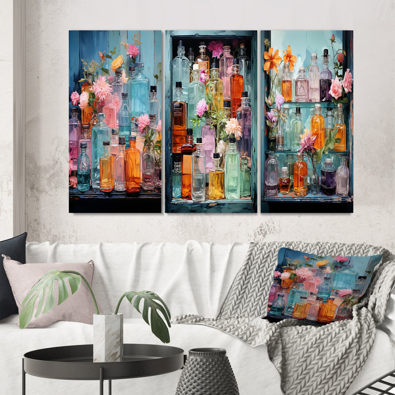 "Toilettes Elixir Of Perfume", 3 pièces sur toile, H 40 po x l 60 po, Encadré naturel