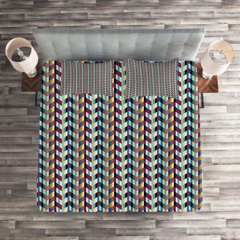 Eclectic Polyester Geometric Shapes Coverlet, King Bedspread + 2 Shams, Blue/Light