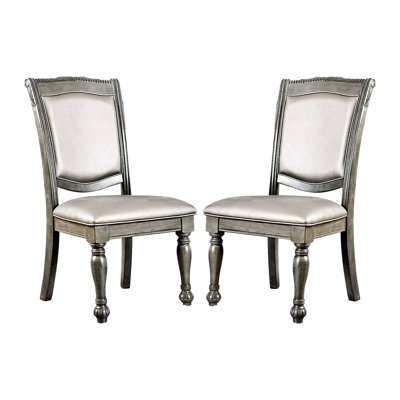Chaises d'appoint rembourrées en similicuir