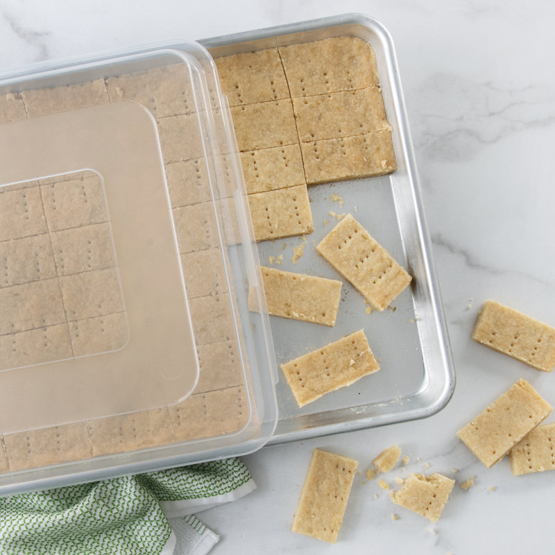 Naturals® Half Baking Sheet with Lid