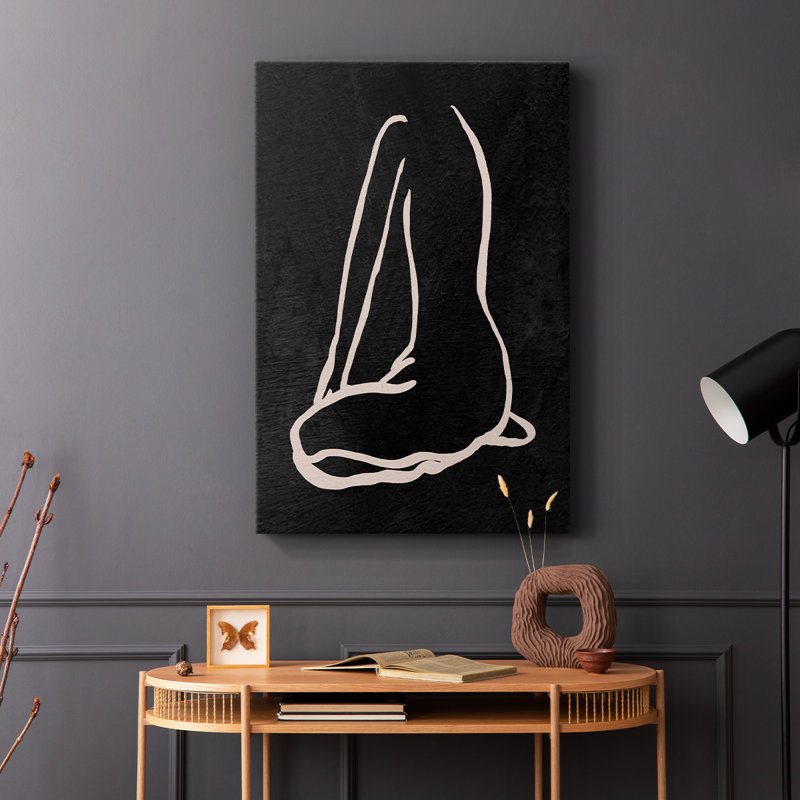 Figurine en noir II - Cavas enveloppés de galerie, H 60 po x l 40 po