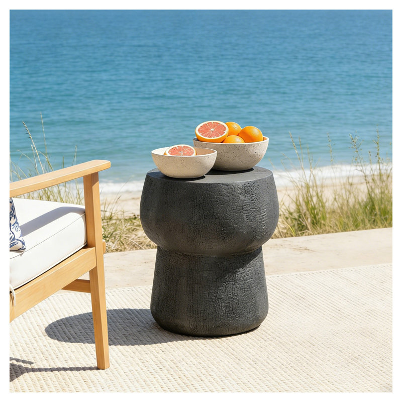 Table d'appoint d'extérieur en béton U_Style Modern
