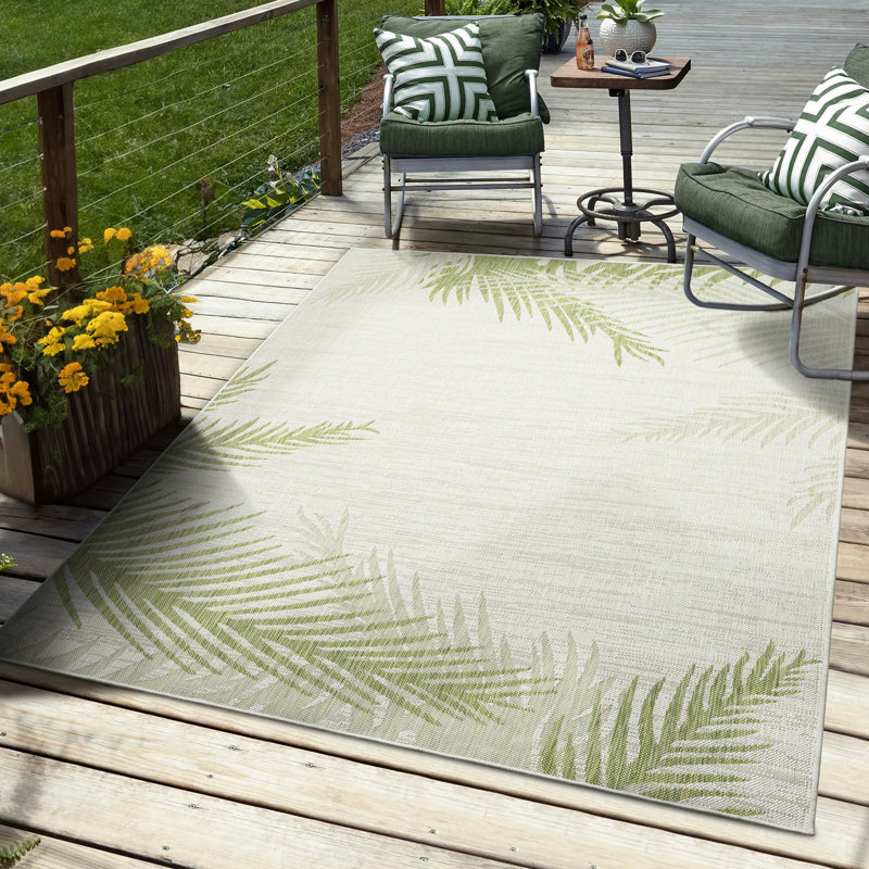 Weilers Green/Beige Floral Coastal Indoor/Outdoor Area Rug, Rectangle 5' x 7'