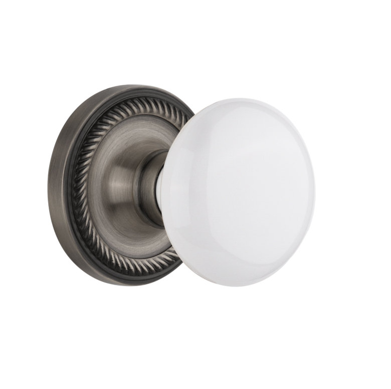 Rosette corde avec bouton de porte en porcelaine blanche, Étain antique, 2 3/4 po
