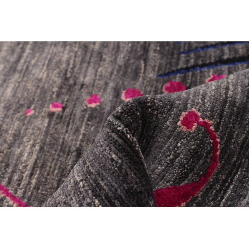 Tapis gris foncé 18 pi 20 po x 6 pi 0 po Constantine
