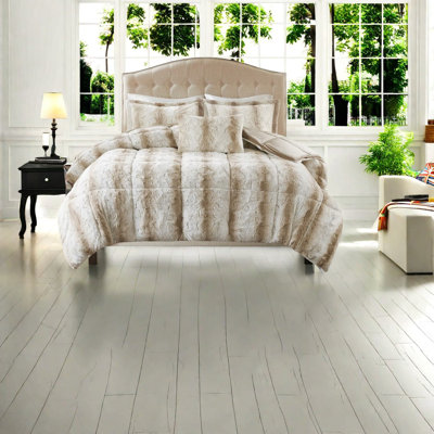 Luxurious Faux Fur Bedding Sets, Premium Polyester, Contemporary Cozy Home