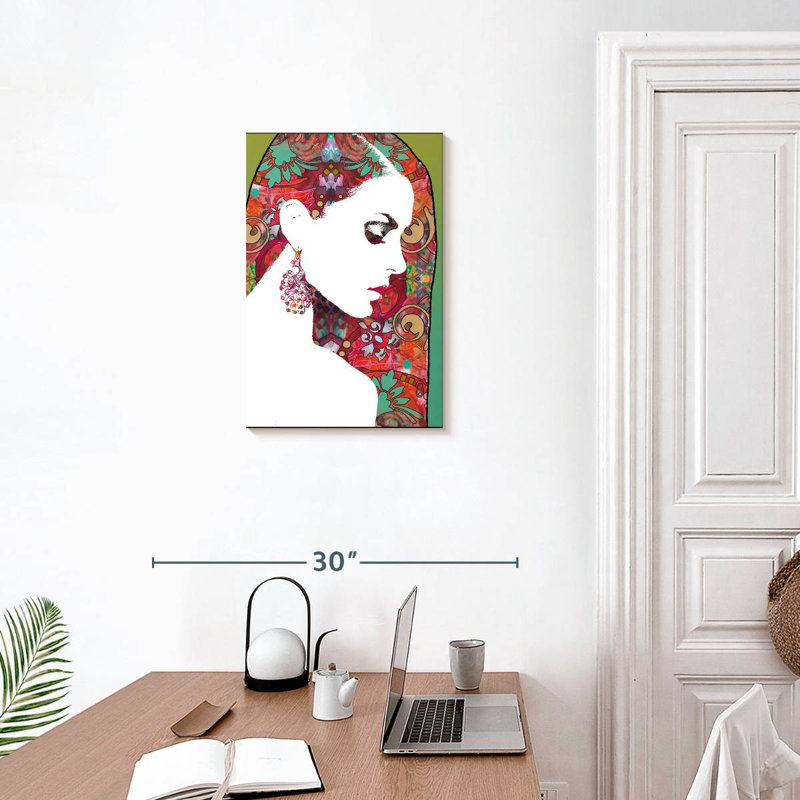 Leisha Majestic Chic, H 24 po x l 16 po