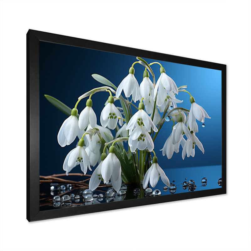 «Winter Snowdrop Flower», photographie sur toile, Cadre simple noir, H 16 po x l 32 po x P 1 po