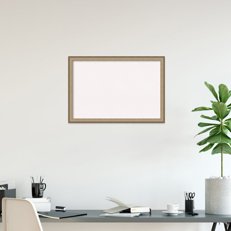 Tableau d'affichage mural, Bronze brossé, 27 x 39/39 po