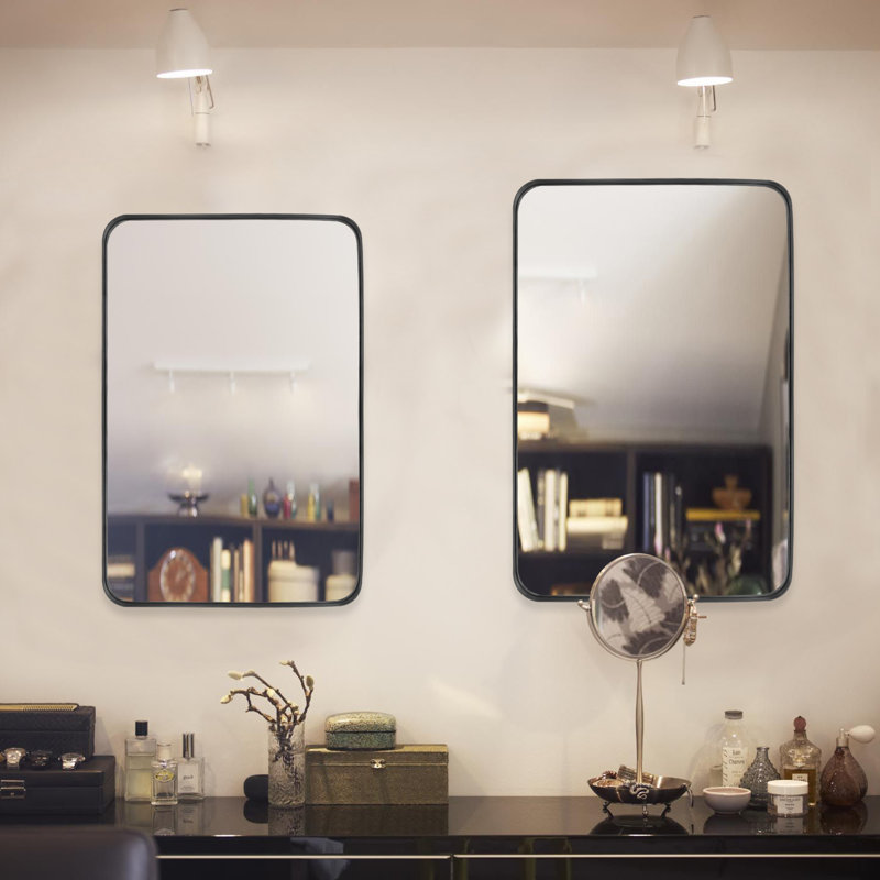 Miroir de salle de bain Morelock, Noir, 30 po x 22 po