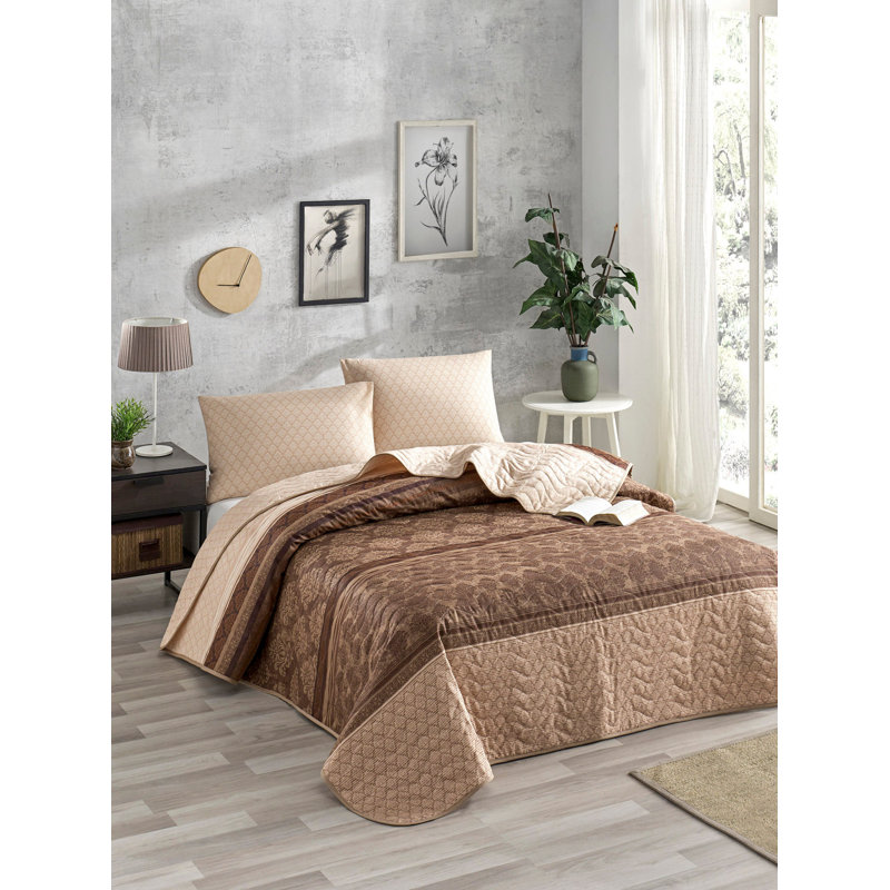 Ensemble de couvre-lit simple élégant, brun et brun foncé, 63 x 87 | 65% coton / 35% polyester, 270 g / m², 120 fils au pouce carré | Comprend 1 taie d'oreiller (20 x 28) | Lavable à la machine, enveloppe et fermeture à boutons | Literie confortable et élégante