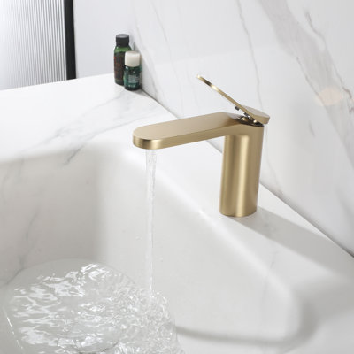 Robinet de lavabo de salle de bain à poignée simple 5,7 po