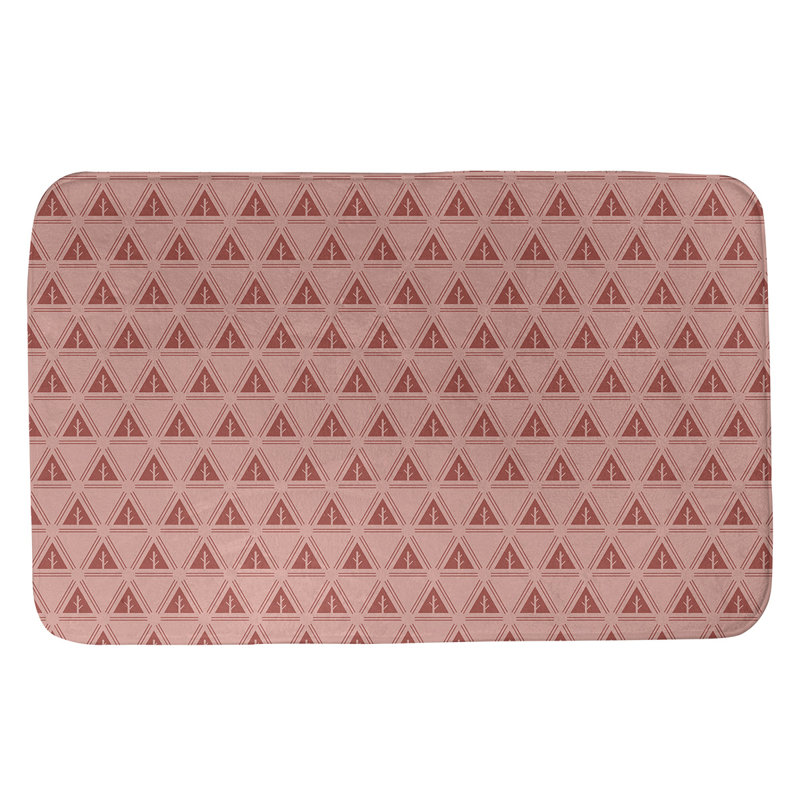 Tapis pour salle de bain à arbres minimalistes Barbra, l 21 po x L 34 po, Rouge pâle