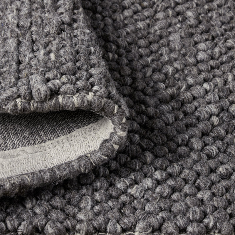Gray Handcrafted Wool Bubble Texture 5' x 7' Area Rug