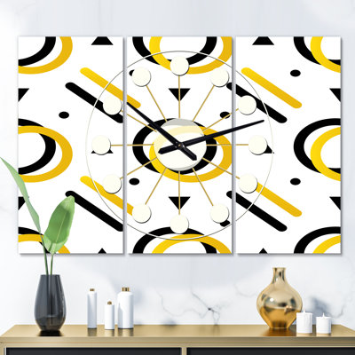 Horloge murale triangulaire tendance surdimensionnée Mid-Century