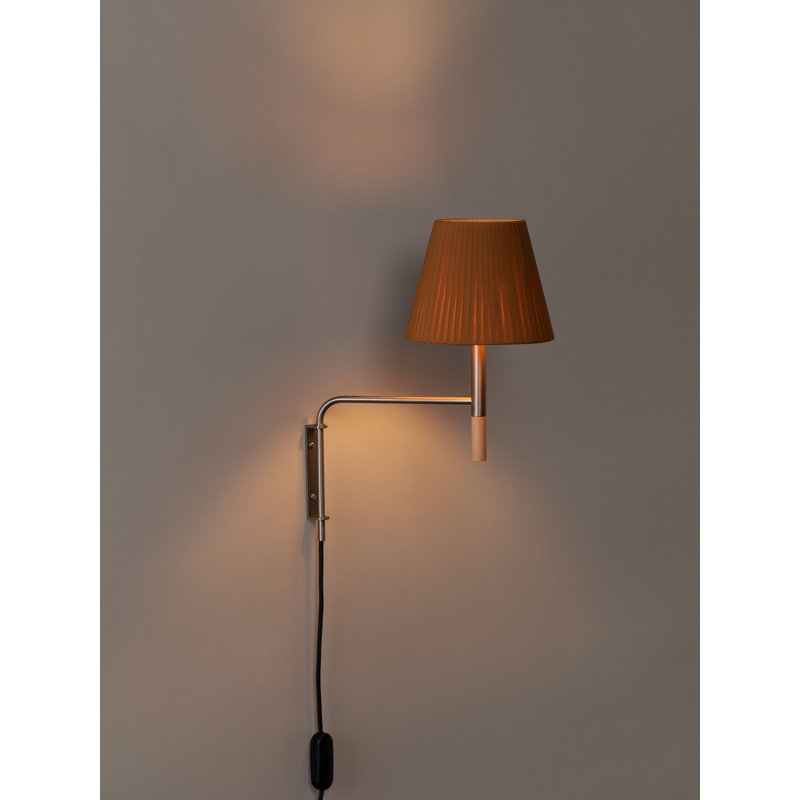 Nickel Plug-in Wallchiere, Mustard