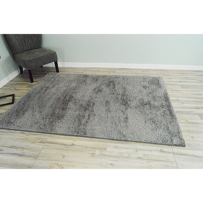 Tapis gris zone poils longs Rauch