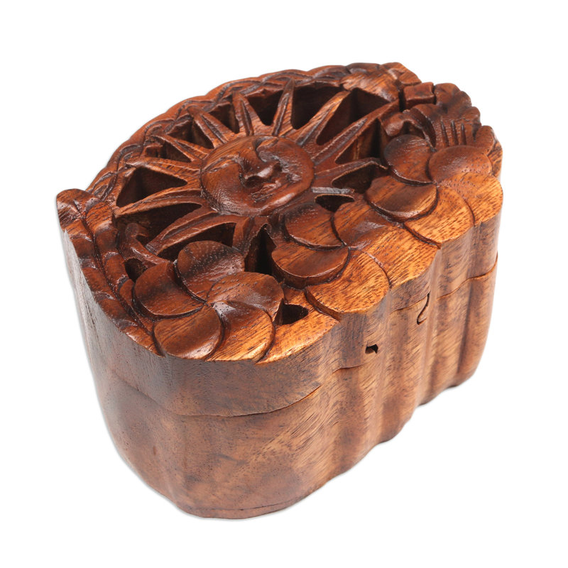 Boîte décorative en bois faite à la main Pulchia