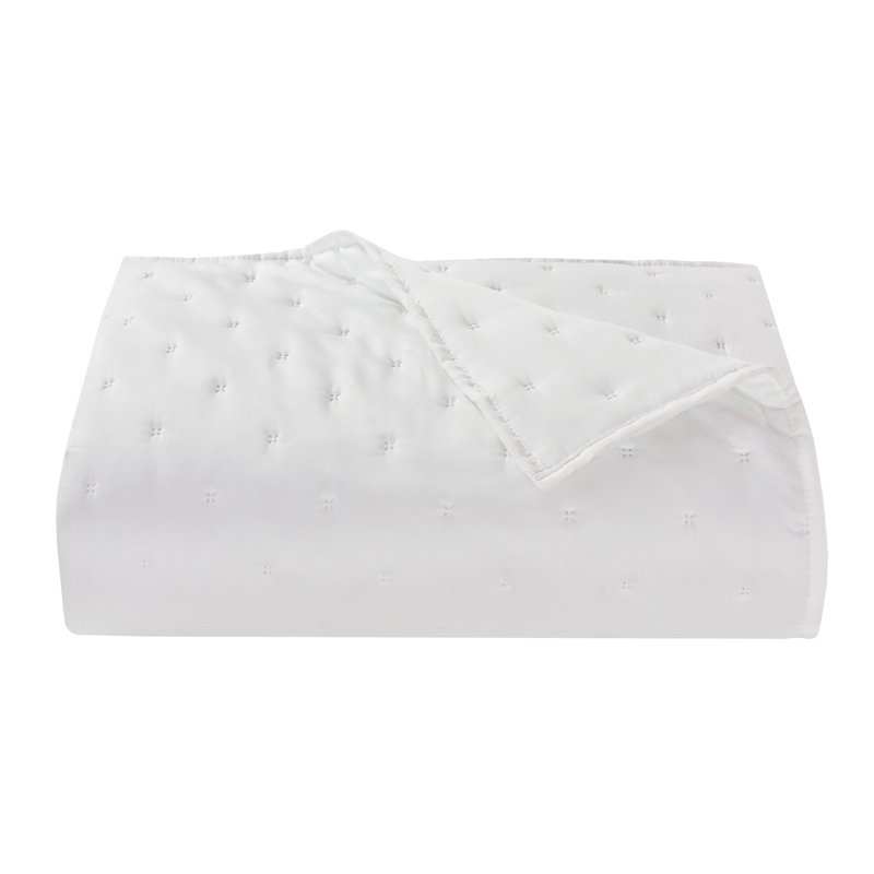 White Full Quilt Set with Geometric Pattern